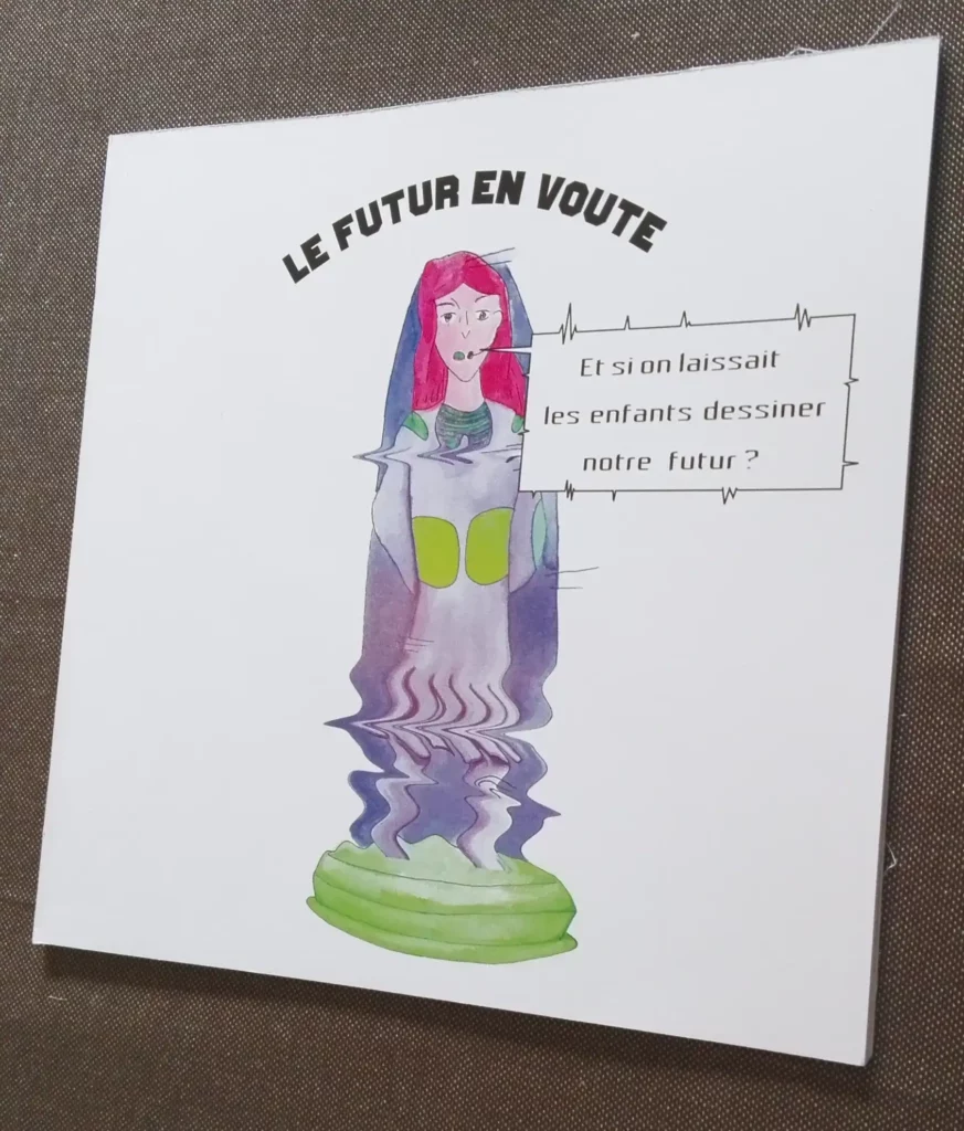 livre de peinture, de dessin et de calligraphie fait par des enfants de 7 à 12 ans