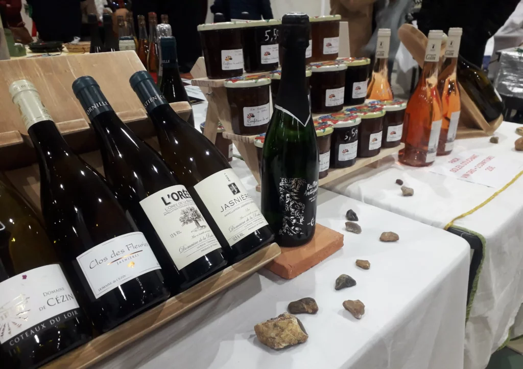 Stand de vins sur la Rive du Loir